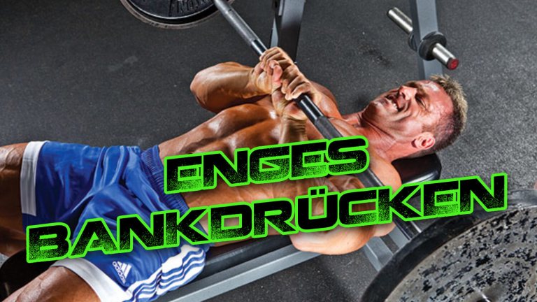 Enges Bankdrücken an der Multipresse mit V-Griff – wie du deine Brust zum explodieren bringst